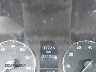 2005 Mercedes-Benz C 320 z VIN WDBRF84J85F567356, wystawiony jako IAAI lot #42377444 z przebiegiem 221 225 mil mil oraz . Historia ofert i sprzedaży dostępna na DreamBid. Obrazek 14.