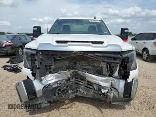 2024 GMC Sierra 1500 with VIN 1GT38LEY8RF170736, listed as a Copart auction lot 55106695 with 22,393 mi miles and Salvage Title. Bid and sale history available at DreamBid. Image 5.