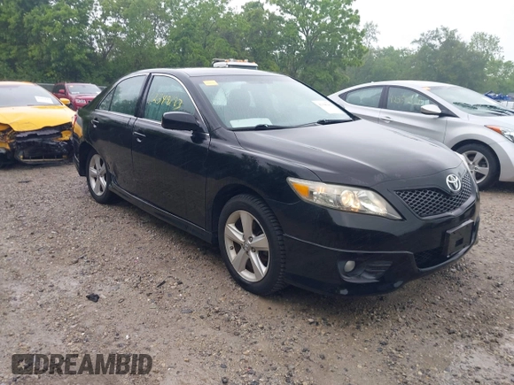 2011 Toyota Camry LE z VIN 4T1BF3EK3BU744766, wystawiony jako IAAI lot #42348183 z przebiegiem 178 304 mil mil oraz . Historia ofert i sprzedaży dostępna na DreamBid. Obrazek 1.