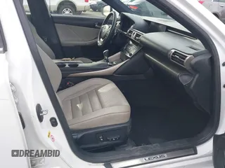 2014 Lexus IS 250 with VIN JTHCF1D25E5004471, listed as a IAAI auction lot 42058552 with 93,697 mi miles and . Bid and sale history available at DreamBid. Image 5.