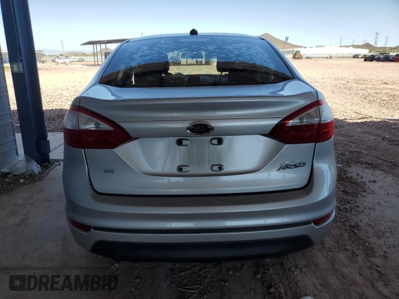 2017 Ford Fiesta SE z VIN 3FADP4BJ5HM145950, wystawiony jako Copart lot #54406095 z przebiegiem 45 395 mil mil oraz Szkoda całkowita • Salvage title. Historia ofert i sprzedaży dostępna na DreamBid. Obrazek 6.