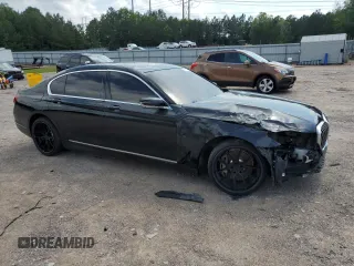 2020 BMW 7 Series 740i z VIN WBA7T2C06LGL17660, wystawiony jako Copart lot #57347885 z przebiegiem Nie podano mil oraz Tytuł czysty. Historia ofert i sprzedaży dostępna na DreamBid. Obrazek 4.