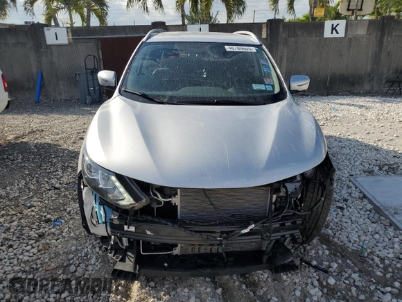 2017 Nissan Rogue SL with VIN JN1BJ1CR7HW116023, listed as a Copart auction lot 46780605 with 29,006 mi miles and Salvage Title. Bid and sale history available at DreamBid. Image 5.