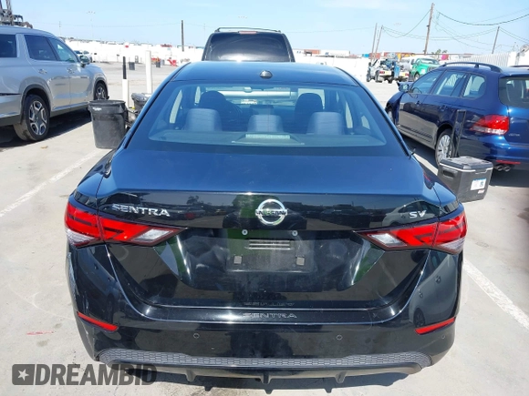 2020 Nissan Sentra SV z VIN 3N1AB8CV7LY270036, wystawiony jako IAAI lot #42323645 z przebiegiem 68 099 mil mil oraz . Historia ofert i sprzedaży dostępna na DreamBid. Obrazek 16.
