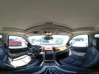 2014 Cadillac Escalade ESV Platinum z VIN 1GYS3KEF2ER211481, wystawiony jako IAAI lot #41880283 z przebiegiem 91 051 mil mil oraz . Historia ofert i sprzedaży dostępna na DreamBid. Obrazek 18.