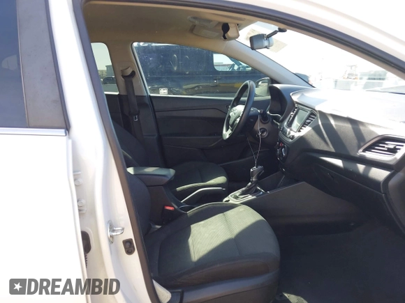 2019 Hyundai Accent SE with VIN 3KPC24A39KE038716, listed as a IAAI auction lot 42108932 with 98,835 mi miles. Bid and sale history available at carsss.com. Image 5.