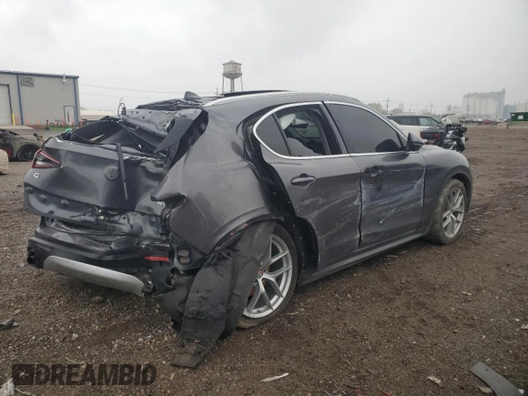 2018 Alfa Romeo Stelvio z VIN ZASFAKAN7J7B72474, wystawiony jako Copart lot #58086545 z przebiegiem Nie podano mil oraz Czysty tytuł • Clean title. Historia ofert i sprzedaży dostępna na DreamBid. Obrazek 3.