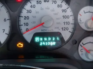 2008 Dodge Ram 1500 SLT with VIN 1D7HU18258J205828, listed as a IAAI auction lot 41825878 with 293,038 mi miles. Bid and sale history available at carsss.com. Image 15.