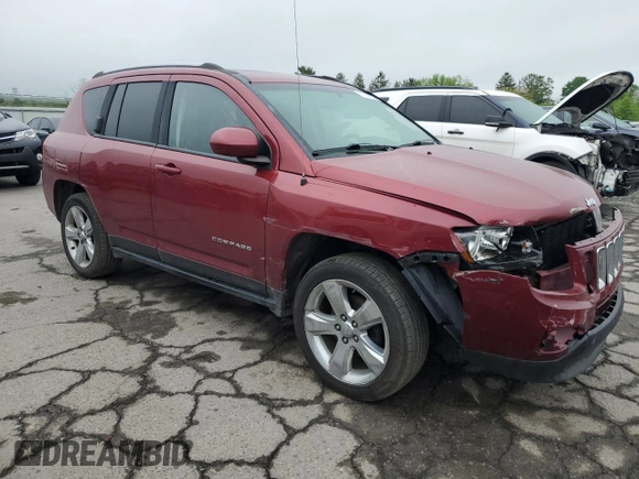 2016 Jeep Compass Latitude with VIN 1C4NJDEB7GD573274, listed as a Copart auction lot 55569755 with 175,162 mi miles and Salvage Title. Bid and sale history available at DreamBid. Image 4.
