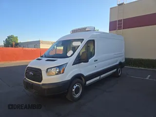 2019 Ford Transit with VIN 1FTYR2CM0KKA98621, listed as a Copart auction lot 60940125 with 77,075 mi miles and Salvage title. Bid and sale history available at DreamBid. Image 2.