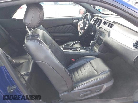 2013 Ford Mustang V6 with VIN 1ZVBP8EM2D5249971, listed as a IAAI auction lot 41501581 with 80,148 mi miles and . Bid and sale history available at DreamBid. Image 5.