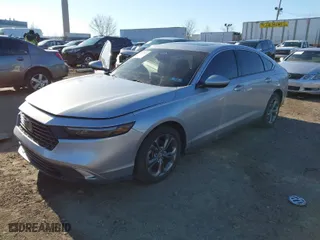 2024 Honda Accord Sedan EX with VIN 1HGCY1F33RA053412, listed as a IAAI auction lot 41579490 with 2,518 mi miles. Bid and sale history available at carsss.com. Image 2.