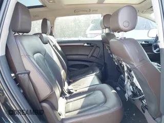 2015 Audi Q7 S line Prestige с VIN WA1DGAFE8FD023141, выставлен на аукционе IAAI как лот 41785659 с пробегом 137 342 миль миль и . История ставок и продаж доступна на DreamBid. Изображение 8.