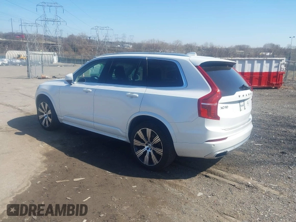 2021 Volvo XC90 Momentum with VIN YV4A221K5M1677620, listed as a IAAI auction lot 41753517 with 67,000 mi miles. Bid and sale history available at carsss.com. Image 3.