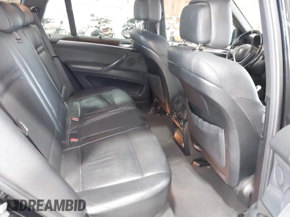2012 BMW X5 50i with VIN 5UXZV8C50CL425721, listed as a IAAI auction lot 42590676 with 192,355 mi miles and . Bid and sale history available at DreamBid. Image 8.