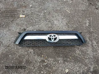 2011 Toyota 4Runner Trail z VIN JTEBU5JR0B5040278, wystawiony jako IAAI lot #42210447 z przebiegiem 263 253 mil mil oraz . Historia ofert i sprzedaży dostępna na DreamBid. Obrazek 12.