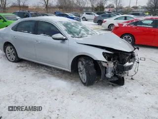 2017 Volkswagen Passat V6 SEL Premium with VIN 1VWCM7A38HC036318, listed as a IAAI auction lot 41322513 with 1 mi miles. Bid and sale history available at carsss.com. Image 1.
