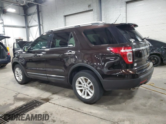 2013 Ford Explorer XLT with VIN 1FM5K8D84DGB60227, listed as a Copart auction lot 52698285 with 133,871 mi miles and Salvage Title. Bid and sale history available at DreamBid. Image 2.