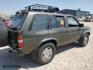 1992 Nissan Pathfinder LE with VIN JN8HD17Y4NW001976, listed as a Copart auction lot 60705164 with 181,082 mi miles and Salvage Title. Bid and sale history available at carsss.com. Image 3.