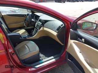 2011 Hyundai Sonata Limited with VIN 5NPEC4ACXBH280951, listed as a IAAI auction lot 42097657 with 164,993 mi miles and . Bid and sale history available at DreamBid. Image 5.