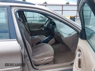 1998 Ford Taurus with VIN 1FAFP57U8WG275844, listed as a IAAI auction lot 42426107 with 318,654 mi miles and . Bid and sale history available at DreamBid. Image 5.