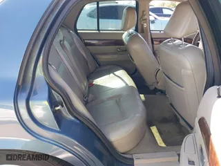 2009 Mercury Grand Marquis LS with VIN 2MEHM75V09X634393, listed as a IAAI auction lot 41993456 with 153,862 mi miles. Bid and sale history available at carsss.com. Image 8.