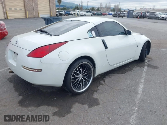 2003 Nissan 350Z Touring with VIN JN1AZ34EX3T008484, listed as a IAAI auction lot 41979820 with 190,222 mi miles. Bid and sale history available at carsss.com. Image 4.