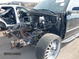 2008 Cadillac Escalade z VIN 1GYFK63828R141386, wystawiony jako IAAI lot #42069821 z przebiegiem Nie podano mil oraz . Historia ofert i sprzedaży dostępna na DreamBid. Obrazek 6.