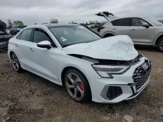 2024 Audi S3 Prestige z VIN WAUJ3DGY9RA067554, wystawiony jako Copart lot #72250624 z przebiegiem 4 478 mil mil oraz Szkoda całkowita • Salvage title. Historia ofert i sprzedaży dostępna na DreamBid. Obrazek 4.