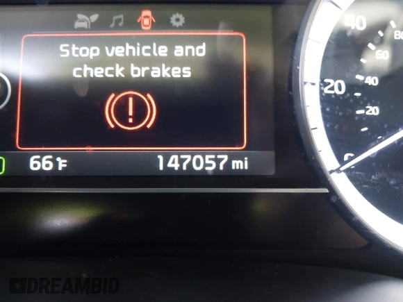 2017 Kia Niro FE with VIN KNDCB3LC2H5085064, listed as a IAAI auction lot 41532004 with 147,057 mi miles. Bid and sale history available at carsss.com. Image 16.