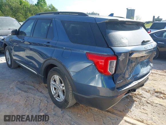 2020 Ford Explorer XLT with VIN 1FMSK7DH5LGC41331, listed as a IAAI auction lot 41491137 with 28,242 mi miles. Bid and sale history available at carsss.com. Image 3.