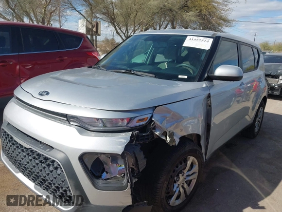 2021 Kia Soul LX with VIN KNDJ23AU5M7779829, listed as a IAAI auction lot 41557514 with 54,623 mi miles. Bid and sale history available at carsss.com. Image 2.
