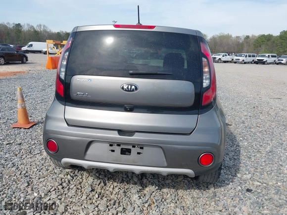 2019 Kia Soul + with VIN KNDJP3A5XK7678079, listed as a IAAI auction lot 41844361 with 97,564 mi miles. Bid and sale history available at carsss.com. Image 16.
