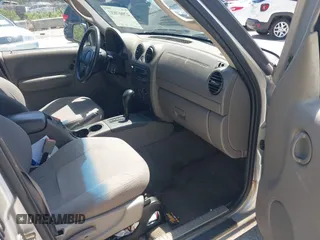 2003 Jeep Liberty Sport with VIN 1J4GK48K33W676704, listed as a IAAI auction lot 42007037 with 114,290 mi miles and . Bid and sale history available at DreamBid. Image 5.
