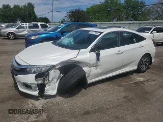 2017 Honda Civic EX z VIN 19XFC2F77HE007452, wystawiony jako Copart lot #57672955 z przebiegiem 59 777 mil mil oraz Szkoda całkowita • Salvage title. Historia ofert i sprzedaży dostępna na DreamBid. Obrazek 1.