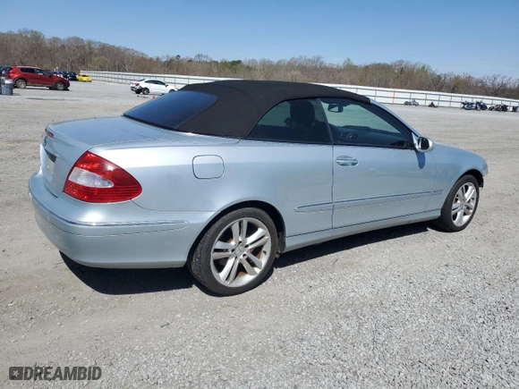 2007 Mercedes-Benz CLK-Class 3.5L with VIN WDBTK56F77T077648, listed as a Copart auction lot 45084095 with 75,778 mi miles and Salvage Title. Bid and sale history available at carsss.com. Image 3.