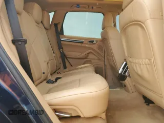 2013 Porsche Cayenne S Hybrid z VIN WP1AE2A23DLA14821, wystawiony jako Copart lot #59162355 z przebiegiem 201 251 mil mil oraz Szkoda całkowita • Salvage title. Historia ofert i sprzedaży dostępna na DreamBid. Obrazek 11.