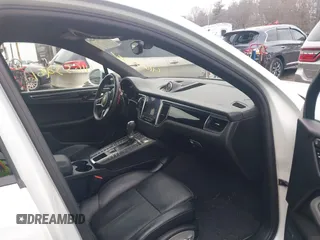 2018 Porsche Macan with VIN WP1AA2A56JLB18768, listed as a IAAI auction lot 41653261 with 56,993 mi miles. Bid and sale history available at carsss.com. Image 5.