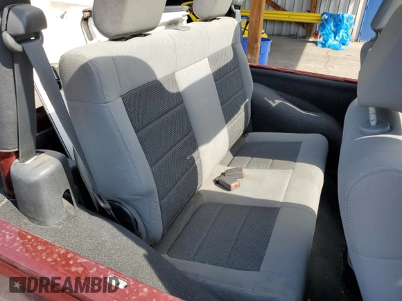 2008 Jeep Wrangler X с VIN 1J4FA24128L546924, выставлен на аукционе Copart как лот 58186175 с пробегом 224 632 миль миль и Списание • Salvage title. История ставок и продаж доступна на DreamBid. Изображение 10.