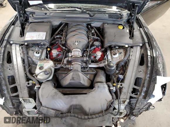2012 Maserati GranTurismo Sport с VIN ZAM45MMA3C0061663, выставлен на аукционе Copart как лот 71174774 с пробегом 14 624 миль миль и Списание • Salvage title. История ставок и продаж доступна на DreamBid. Изображение 11.
