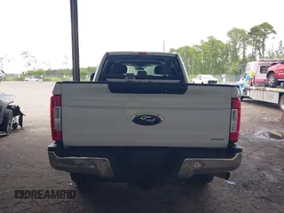 2018 Ford F-250 XL z VIN 1FT7W2B60JEB37227, wystawiony jako IAAI lot #42646192 z przebiegiem 182 730 mil mil oraz . Historia ofert i sprzedaży dostępna na DreamBid. Obrazek 15.