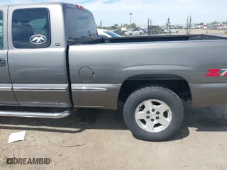 1999 GMC New Sierra 1500 SLE with VIN 2GTEK19T4X1515262, listed as a IAAI auction lot 41985162 with 344,021 mi miles. Bid and sale history available at carsss.com. Image 14.