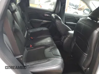 2020 Jeep Cherokee Altitude z VIN 1C4PJMLB7LD527790, wystawiony jako Copart lot #55960455 z przebiegiem Nie podano mil oraz Szkoda całkowita • Salvage title. Historia ofert i sprzedaży dostępna na DreamBid. Obrazek 11.