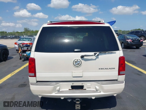 2005 Cadillac Escalade with VIN 1GYEC63T65R154327, listed as a IAAI auction lot 42286355 with Not provided miles and . Bid and sale history available at DreamBid. Image 16.
