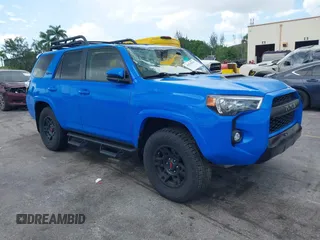 2019 Toyota 4Runner SR5 с VIN JTEBU5JR6K5715759, выставлен на аукционе IAAI как лот 42519016 с пробегом 73 589 миль миль и . История ставок и продаж доступна на DreamBid. Изображение 1.