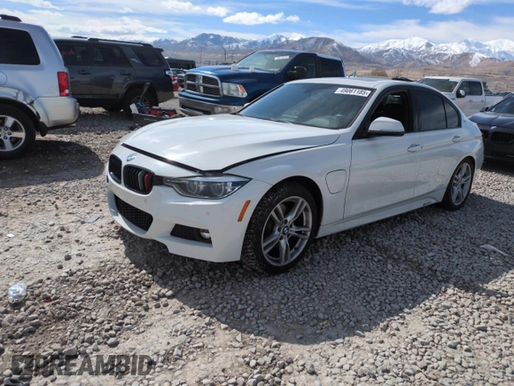 2018 BMW 3 Series 330e iPerformance with VIN WBA8E1C59JA756629, listed as a Copart auction lot 49061185 with 82,420 mi miles and Salvage Title. Bid and sale history available at carsss.com. Image 1.