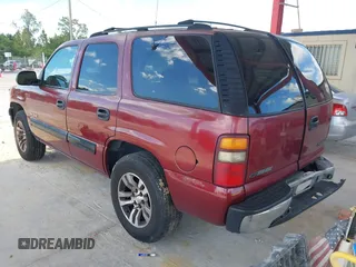 2001 Chevrolet Tahoe LS with VIN 1GNEC13T51J264911, listed as a IAAI auction lot 42263124 with 365,825 mi miles and . Bid and sale history available at DreamBid. Image 3.