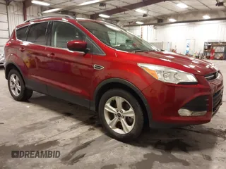 2014 Ford Escape SE z VIN 1FMCU9G98EUC73838, wystawiony jako IAAI lot #42196035 z przebiegiem 174 014 mil mil oraz . Historia ofert i sprzedaży dostępna na DreamBid. Obrazek 1.