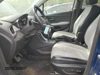 2020 Chevrolet Trax LT with VIN 3GNCJLSB4LL317899, listed as a Copart auction lot 53877975 with 136,935 mi miles and Salvage title. Bid and sale history available at DreamBid. Image 7.