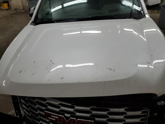 2020 GMC Yukon Denali with VIN 1GKS2CKJ8LR130459, listed as a Copart auction lot 83398964 with 42,696 mi miles and Non Repairable. Bid and sale history available at carsss.com. Image 12.